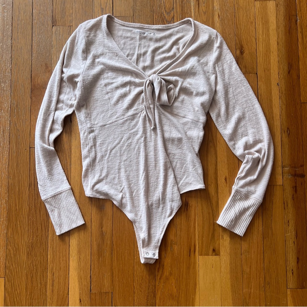 Abercrombie and Fitch body suit size M
